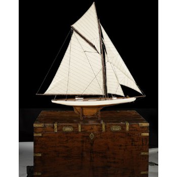 America's Cup Columbia 1901, Med. Model Yacht