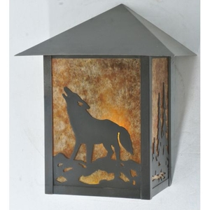 9" W Seneca Northwoods Wolf On The Loose Wall Sconce