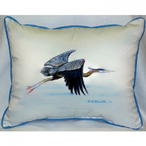 Blue Heron In Flight Indoor Outdoor Pillow