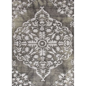 Chantilly Hand-Knotted Medallion Gray / Black Area Rug (5'  x  8')