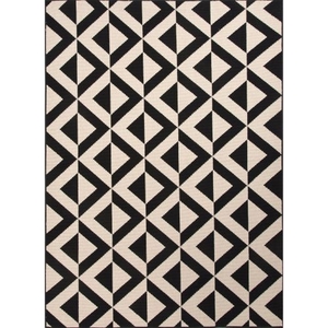 Marquise Indoor / Outdoor Geometric Black / Cream Area Rug (5'3"  x  7'6")